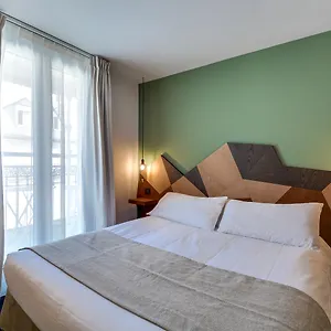 Wit Otel Paris