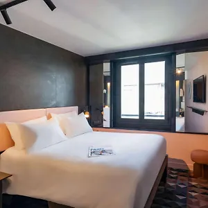 Tribe Batignolles Otel Paris